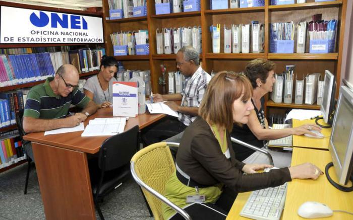 Oficina Nacional de Estadística e Información de Cuba  ONEI.
Sala interactiva para la busqueda de información.