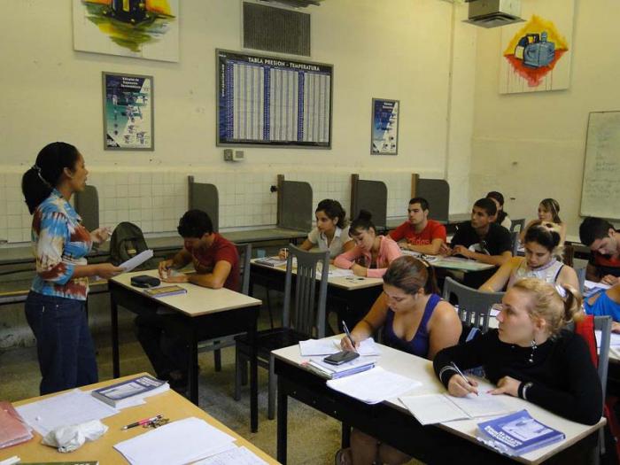 estudiantes universidad 