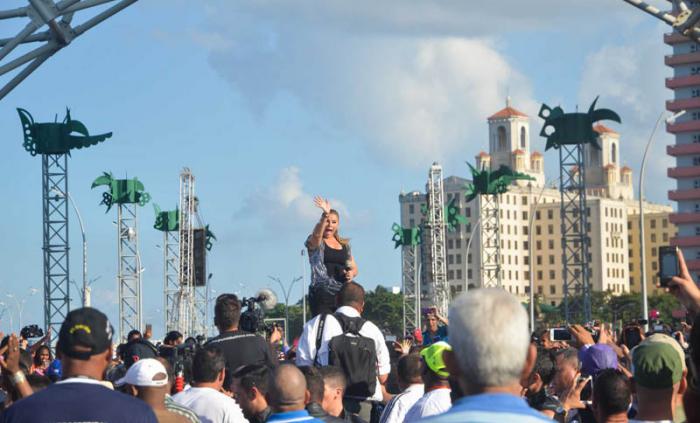 Concierto de Olga Tañon en la Tribuna Antimperialista.