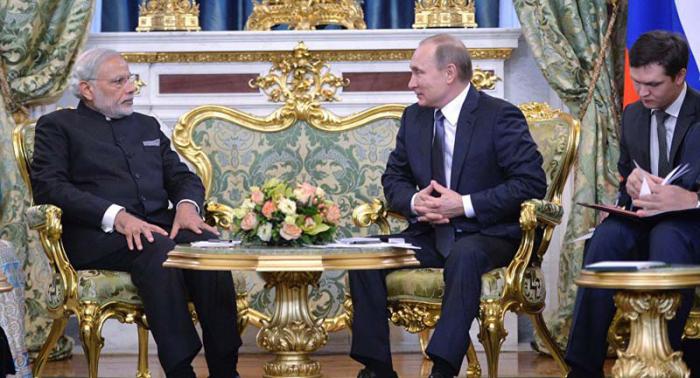 El primer mi­nistro de la India, Narendra Modi conversó con el presidente ruso Vladimir Putin 