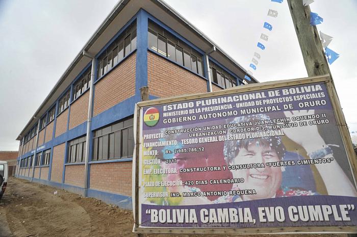 El colegio “Los Almendros”, en Guaramerín, es una de las obras del programa 