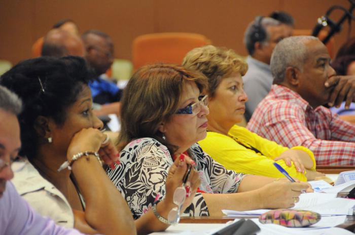 Comisión de Atención a los servicios de la Asamblea Nacional, segundo día de trabajo previo al VI periodo Ordinario de Sesiones de la VIII Legislatura