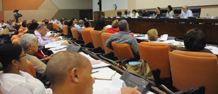 Comisión de Atención a los servicios de la Asamblea Nacional, segundo día de trabajo previo al VI periodo Ordinario de Sesiones de la VIII Legislatura