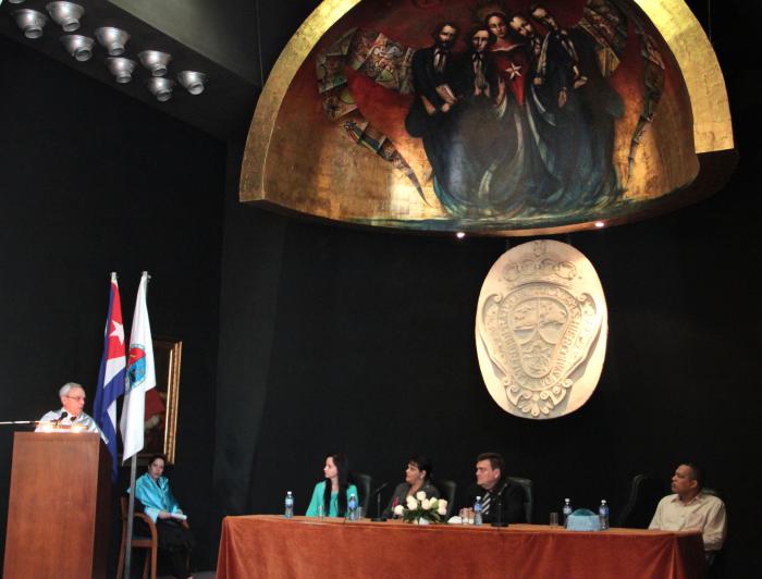 Universi­tario San Geró­ni­mo de La Habana. 

