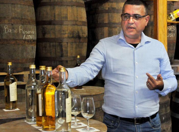 Asbel Morales, Ingeniero Químico y maestro del Ron cubano en Havana Club, Mayabeque.