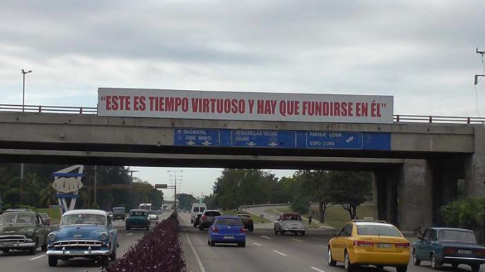 ave 100 y boyero frase martiana