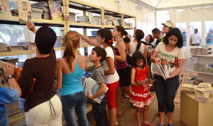 Feria del Libro Internacional 2014. Visión ya tradicional de espacios de La Cabaña durante la Feria del Libro.