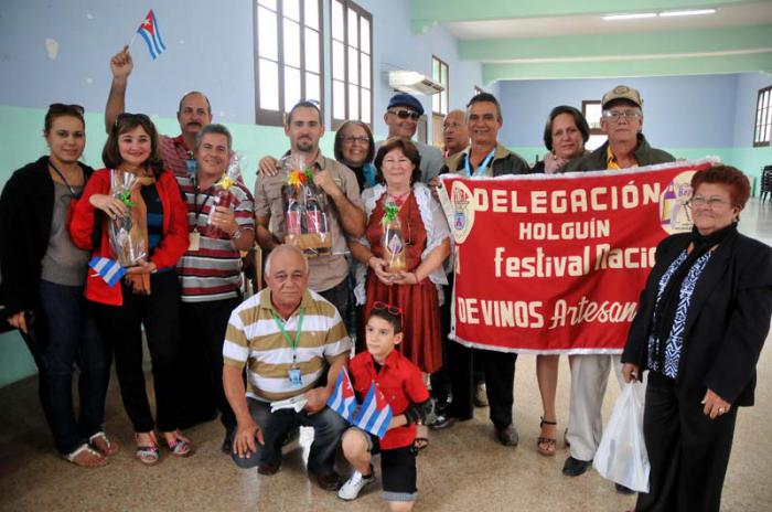 XXV Festival nacional de Vinos Artesanales, gran premio en vinos para la provincia de Holguin.