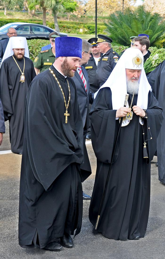Patriarca ruso rinde homenaje 