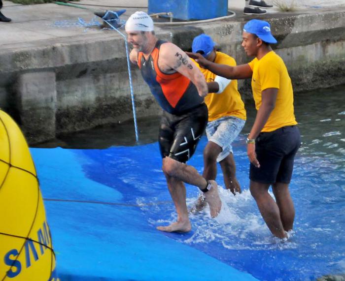 Segundo Campeonato de Trihatlon Habana: Ganador de Media Distancia Gustavo Rodriguez  ESP