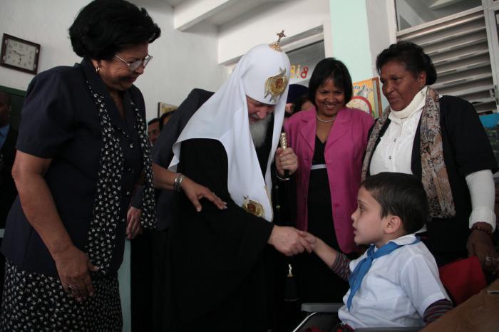 Visita del Kirill a la Escuela Especial Solidaridad con Panamá