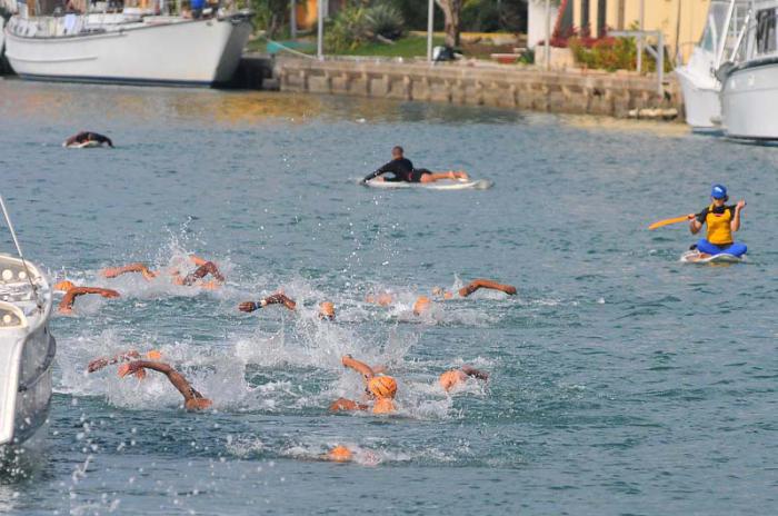 Segundo Campeonato de Trihatlon Habana: Categoria Spring ganador del M De Colombia Carlos Javier Quinchara
