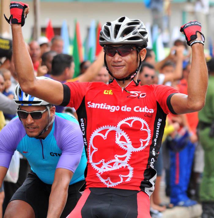 6ta etapa-Camaguey-Ciego gana por el santiaguero Argenis Frometa