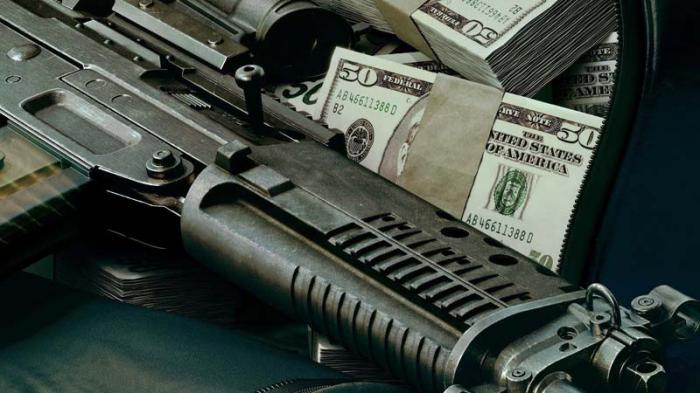 Industria Armamentista-Armas y dinero