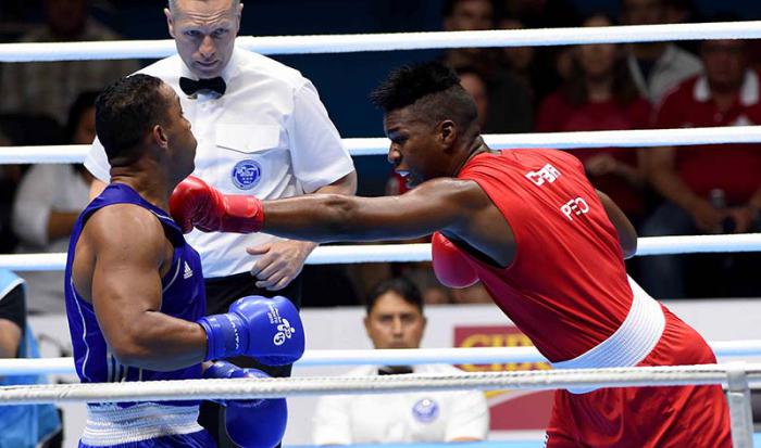 Peró (derecha) convenció en el clasificatorio.

