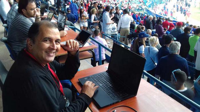 oscarito en el latino, juego tampa bay rays