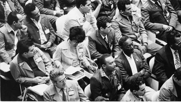 Delegados en el 2do. Congreso del Partido. 
Foto: Jorge Oller, 18 de diciembre de 1980.