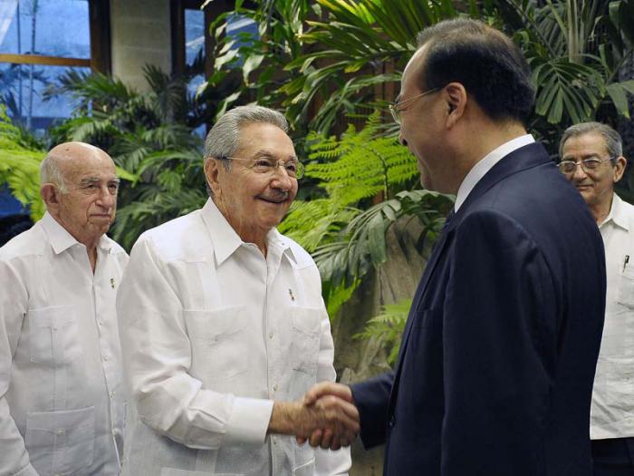 Raúl Castro Ruz y  Sun Zhengcai