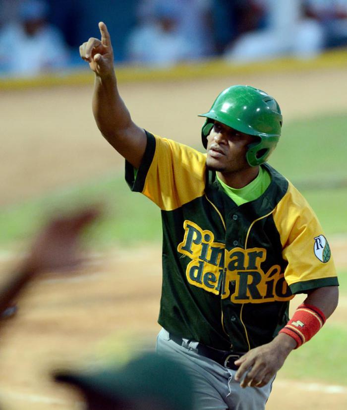 Beisbol-Final-Serie-55-CA vs PR 6to play pinar empata la serie a 3 victorias Yordanis Alarcon  jonron de 3 carreras