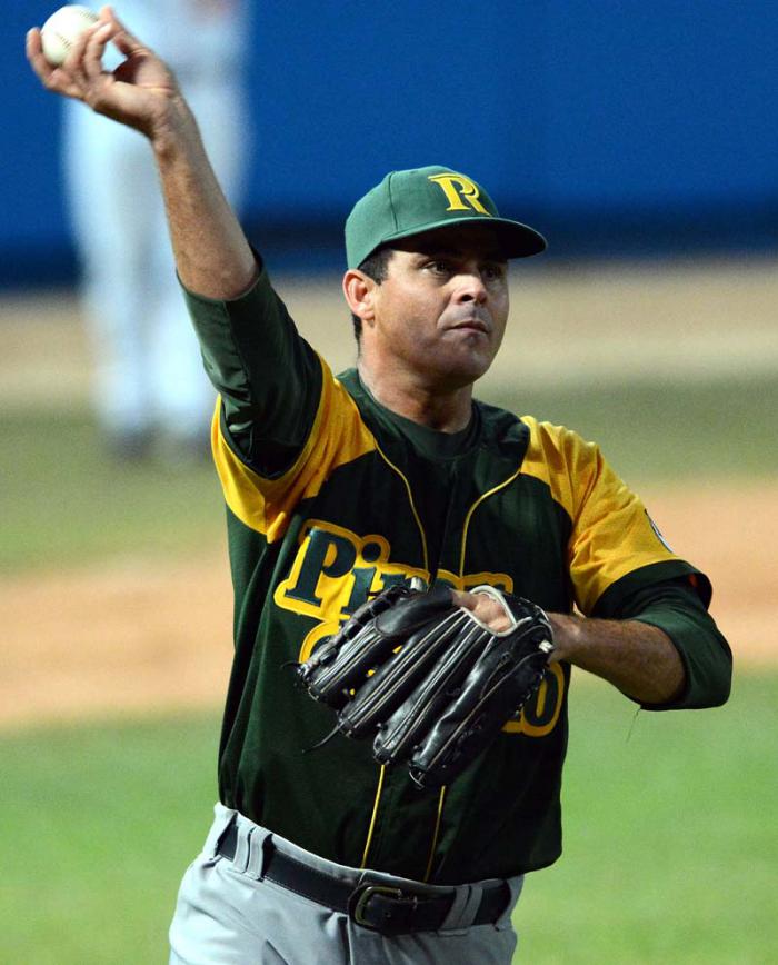 Beisbol-Final-Serie-55-CA vs PR 6to play pinar empata la serie a 3 victorias Yosvani Torres lanzador