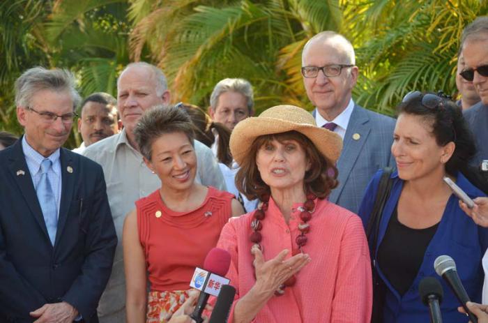 Comisión cultural de EE.UU de visita en el Instituto Superior de Artes (ISA).