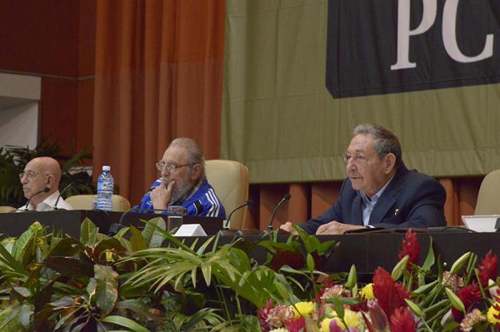 Clasura del Septimo Congreso del PCC