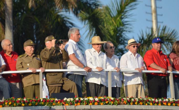 desfile primero de mayo