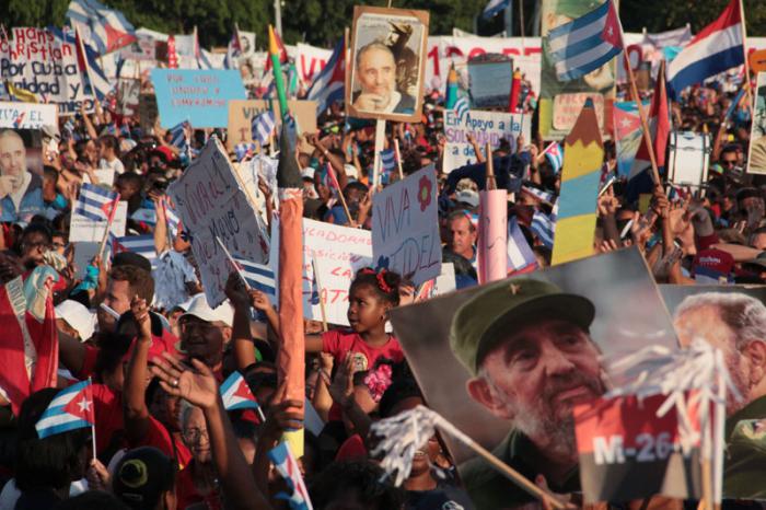 desfile primero de mayo