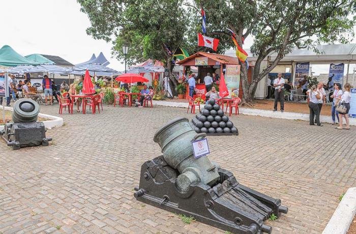 Feria de Turismo FIT CUBA 2016 desde la Fortaleza de San Carlos De La Cabaña