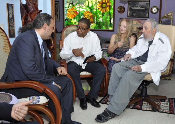 Fidel y Alteza Real Príncipe Ahmad Al-Fahad Al-Sabah