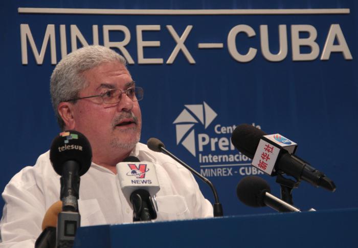 El funcionario cubano afirmó que la Cumbre servirá para continuar estrechando los lazos entre las naciones caribeñas.