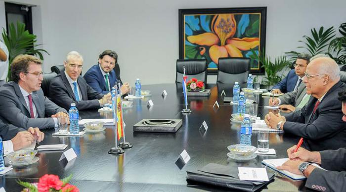 Ricardo Cabrisas Ruíz, Vicepresidente del Consejo de Ministros sostiene conversaciones oficiales con el exmo Sr Alberto Núñez Feijòo, Presidente de la Junta de Galicia que realiza su segunda visita oficial a Cuba.