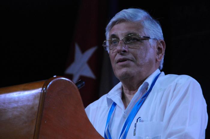 Brifin del subdirector general de América Latina y el Caribe del Ministerio de Relaciones Exteriores (Minrex), Carlos Zamora, en la sala de prensa.