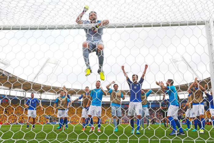 Italia, capitaneada por Gigi Buffon, ha sorprendido, pero puede quedar en el camino contra España.