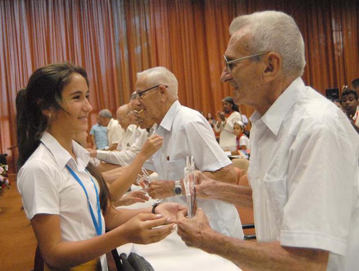 Asamblea Nacional Pioneril. Reconocimiento a Moncadistas