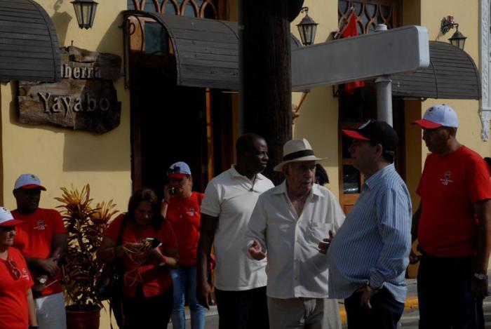 Machado recorrió áreas del centro histórico aledañas al río Yayabo.