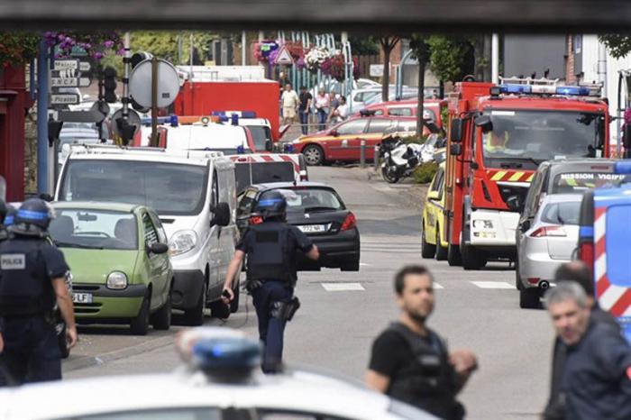 En los últimos días, Francia ha sido víctima de dos ataques terroristas. 