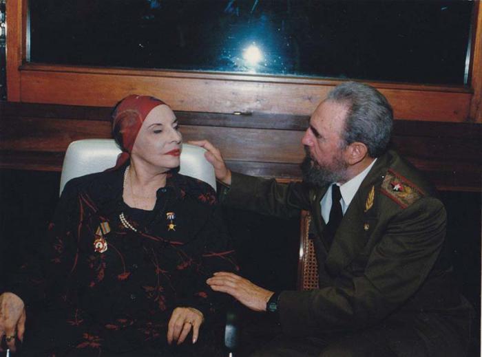 Alicia Alonso y Fidel Castro