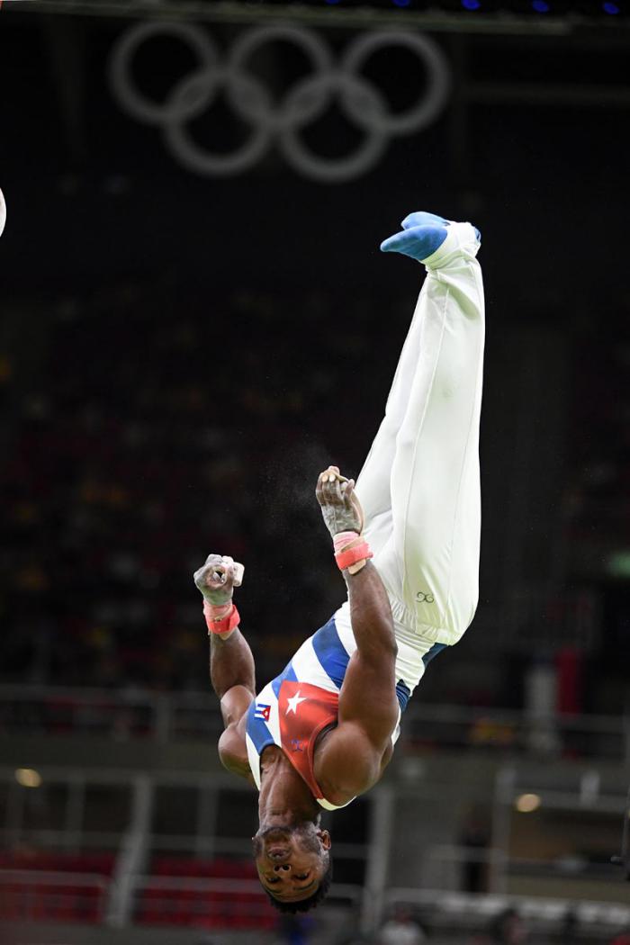 Gimnasia Artistica Manrique Larduet. Manos Libres