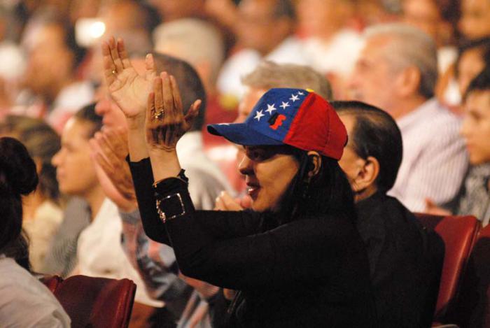 Homenaje de Venezuela a Fidel por sus 90 años. Corazón llanero. Teatro Karl Marx.