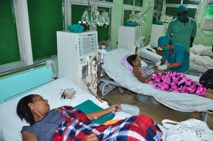 En la sala disponen de 11 riñones artificiales.