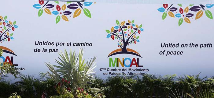 Desde los No Alineados, Venezuela podría tomar las banderas y liderar una contraofensiva necesaria que necesitan con urgencia los pueblos. 