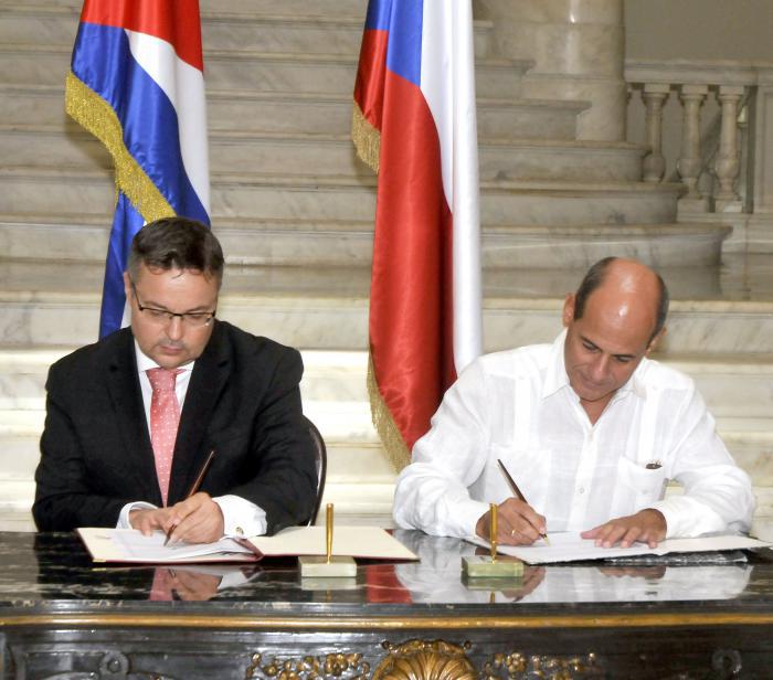 cuba y república checa