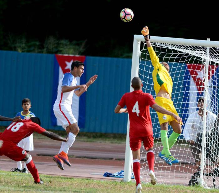 Futbol-Cuba vs EEUU juego amistoso, Ganado por los N Americanos 2 x 0
