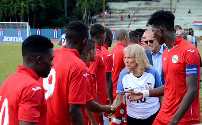 Futbol-Cuba vs EEUU juego amistoso, Ganado por los N Americanos 2 x 0 Jill Biden