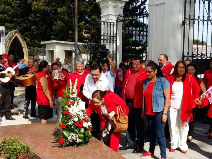 homenaje a schafik handal