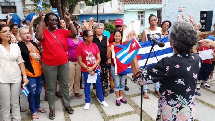 mujeres vs bloqueo santa clara