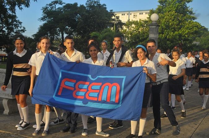 Estudiantes de la enseñanza técnica contra el bloqueo