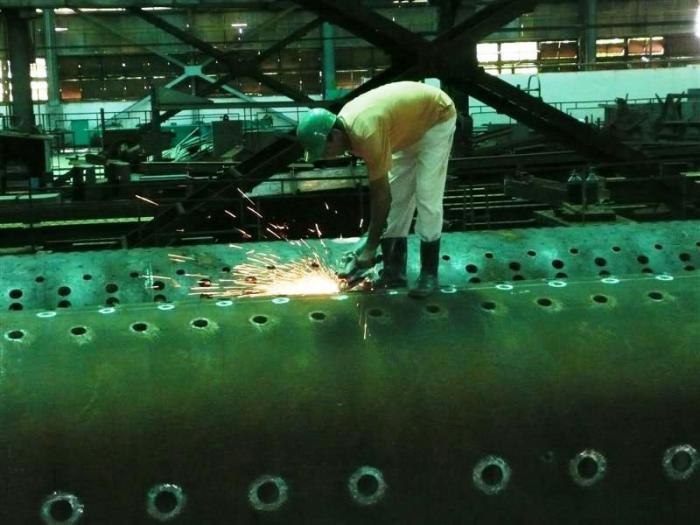 La reanimación de la Fábrica de Calderas resulta vital para la economía del país. 