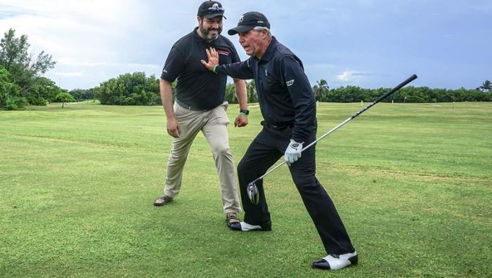 Un entusiasta Gary Player compartió con varios invitados en la clínica que ofreció en Cuba.